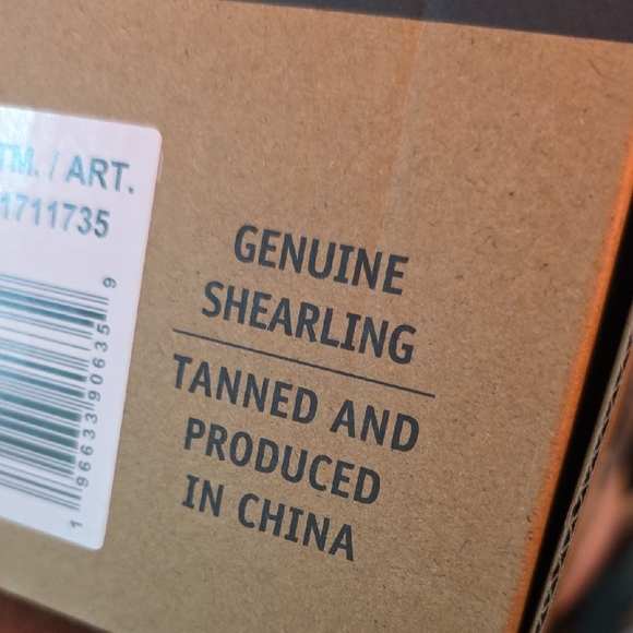 Kirkland Signature Black Winter Boots - Picture 9 of 12